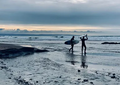 Best Time of Year for Cornwall UK Surfing: Seasonal Surf Guide image