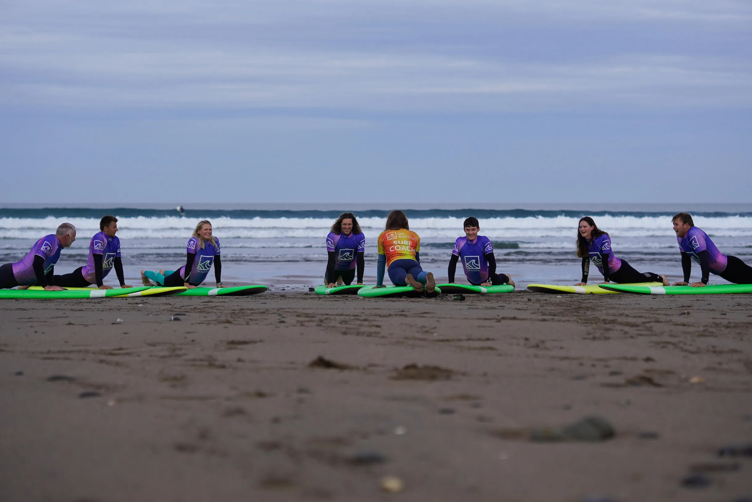 family surf lesson at widemouth bay, bude on a family holiday